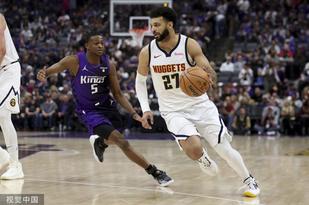 中的表现总 中的表现总