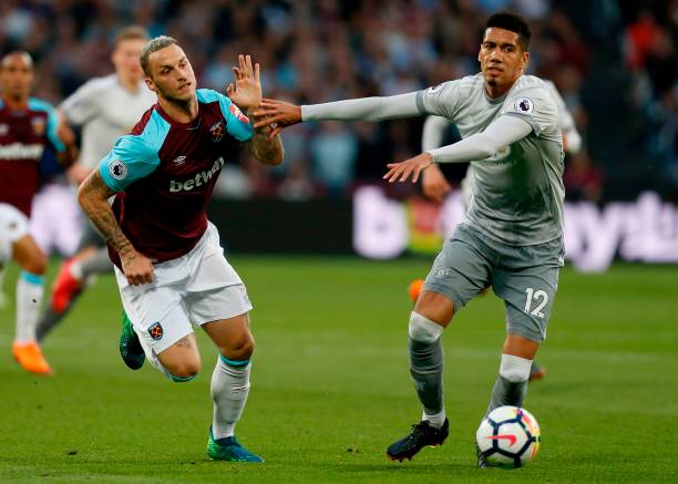 更加扑朔迷 更加扑朔迷